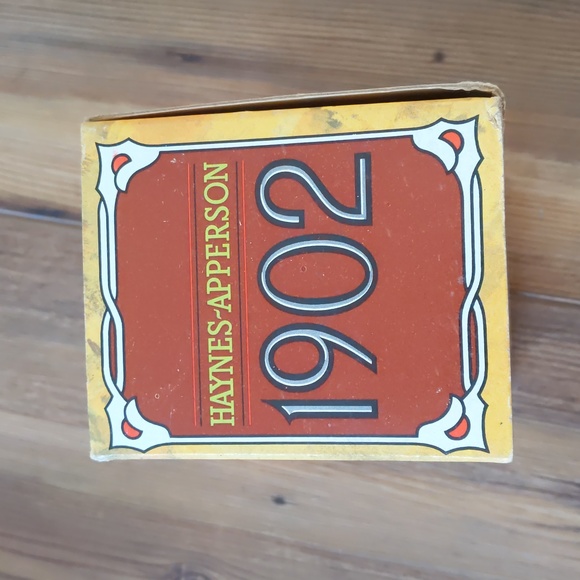 NIB! Mint Condition! Collectible Vintage Avon Aftershave - Picture 4 of 6